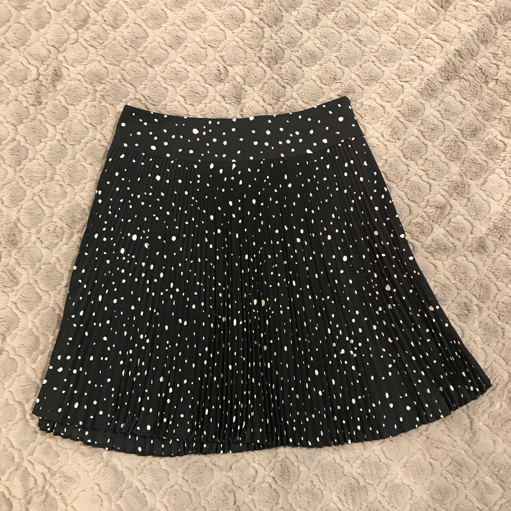 Black and White Speckled Ann Taylor Skirt